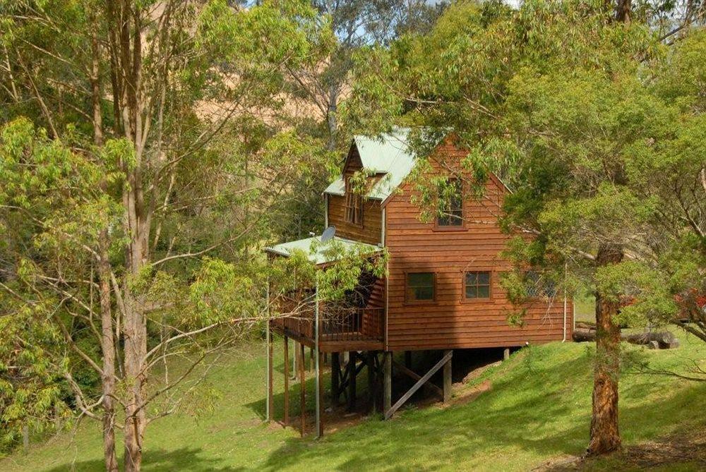 Nirvana Spiritual Retreat Gloucester Bagian luar foto