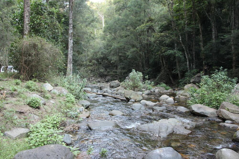 Nirvana Spiritual Retreat Gloucester Bagian luar foto